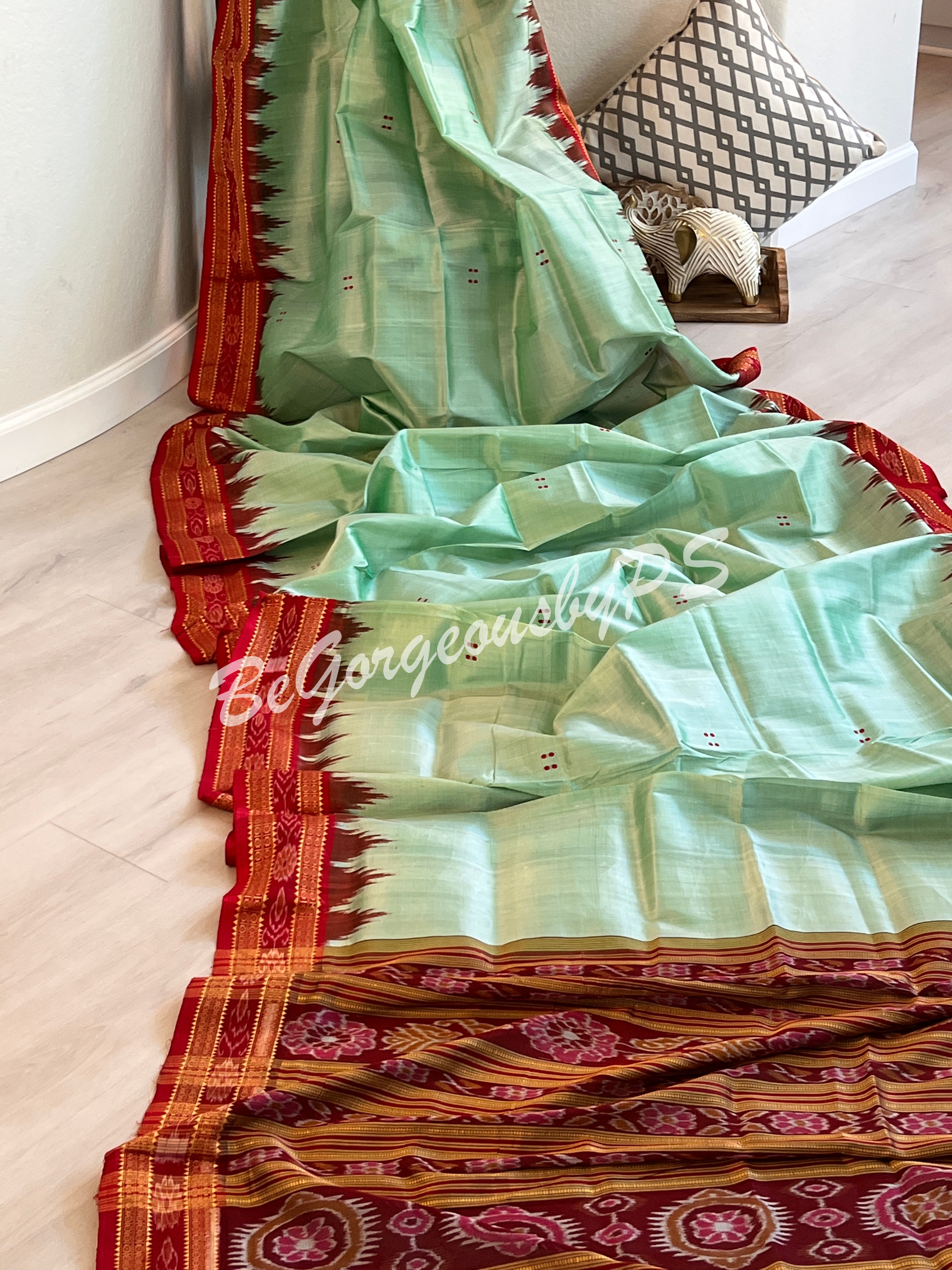 Plain Body Pista Green Khandua