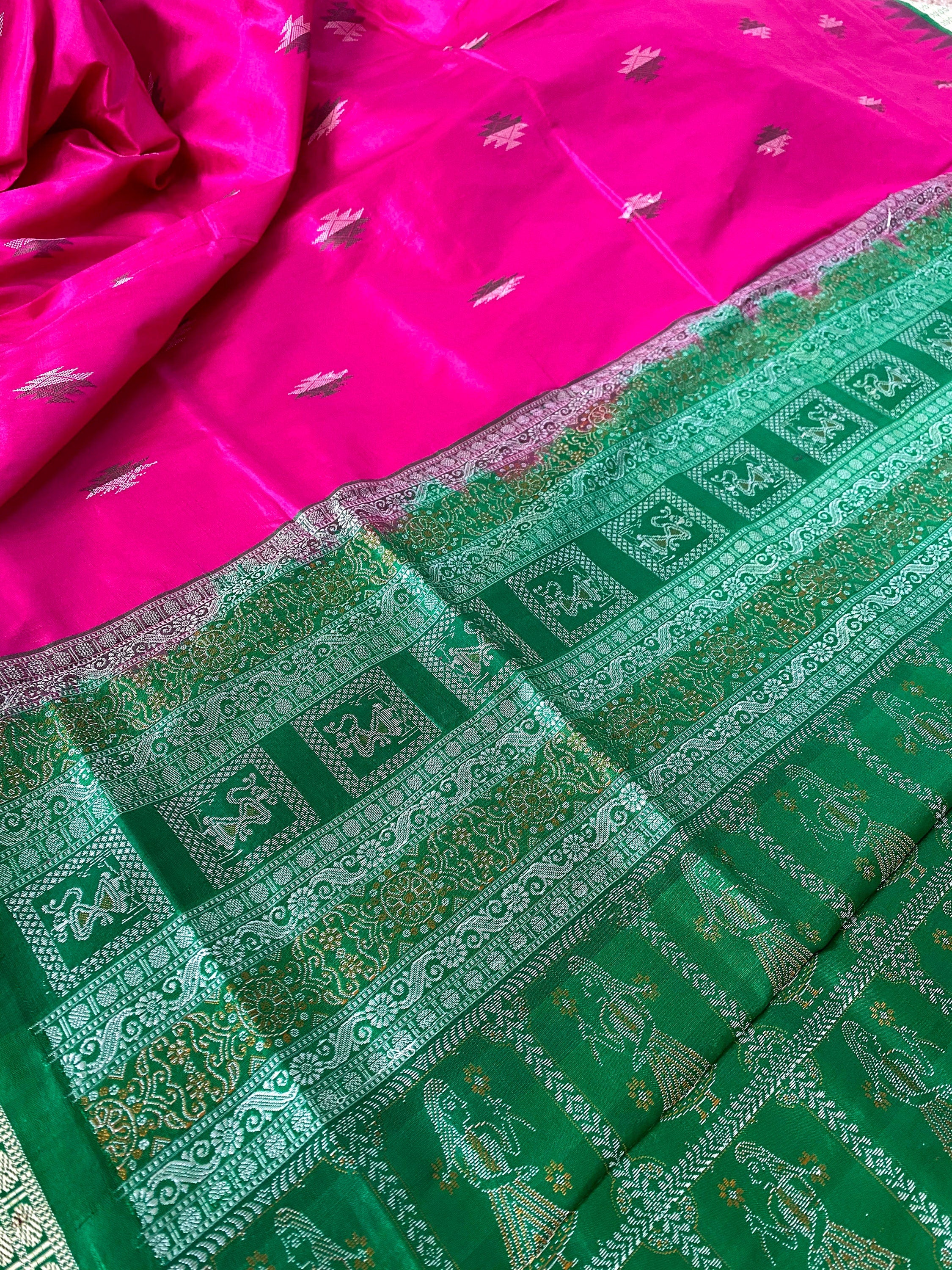 Odisha sambalpuri dancing dolls saree